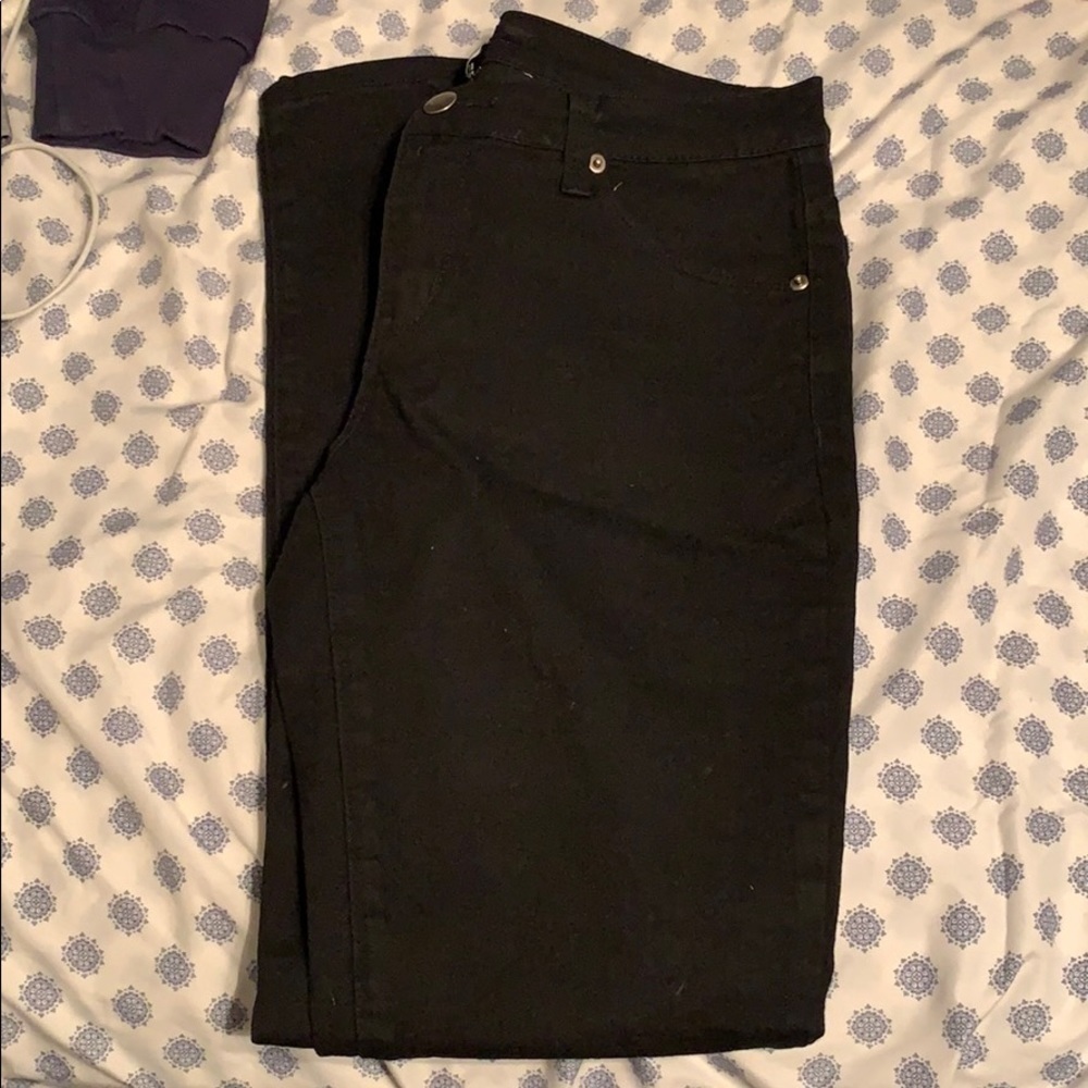 Black skinny jeans